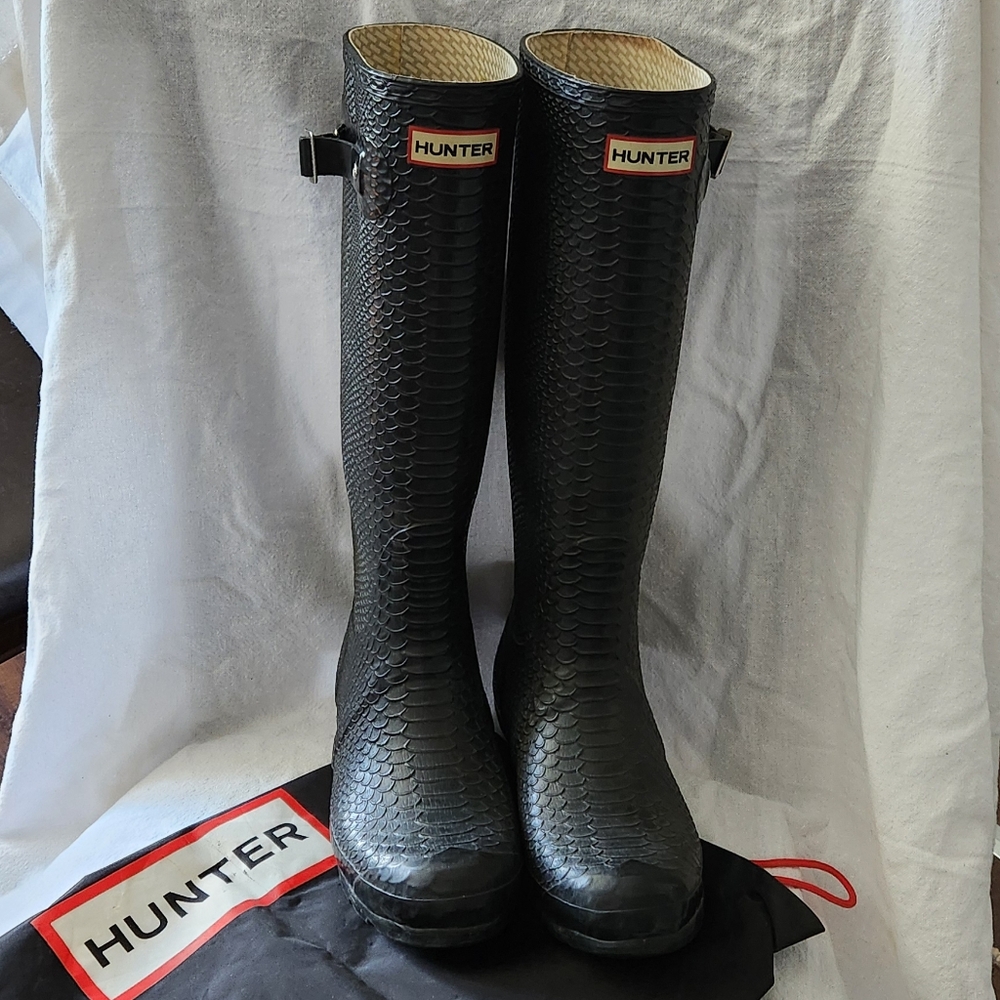Hunter Black Python Embossed Tall Rain Boots size 8